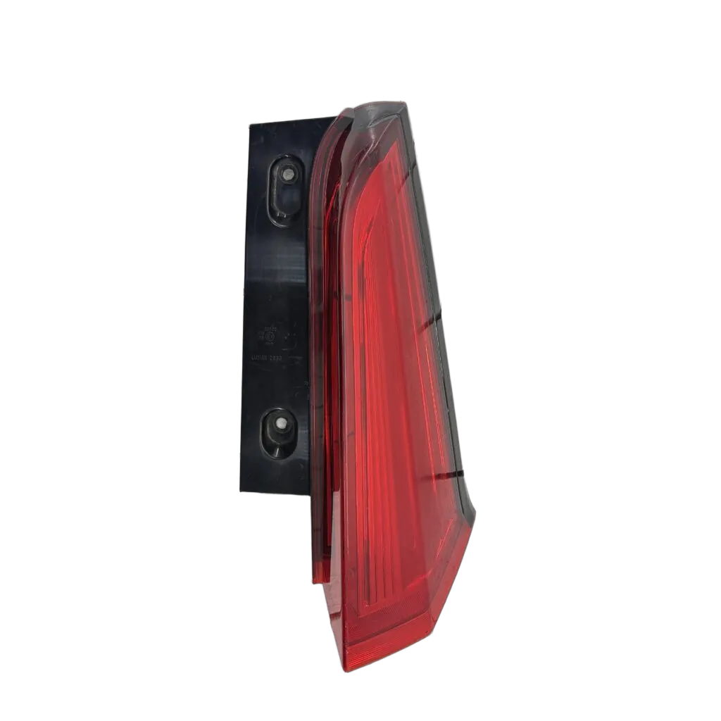 SUZUKI ERTIGA 19 TAIL LAMP UPPER