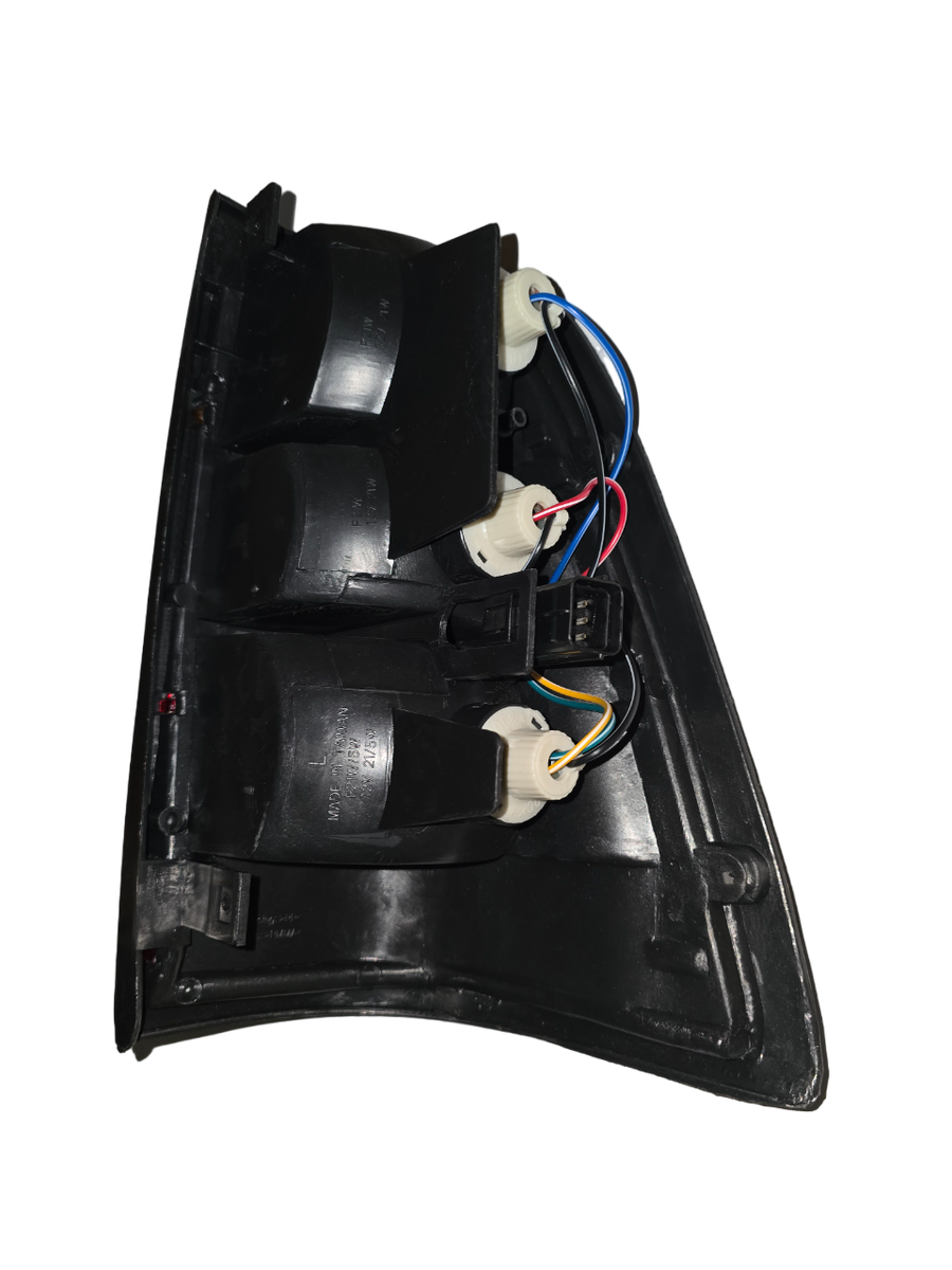 ISUZU 1997-2004 Amber TAIL LIGHTS