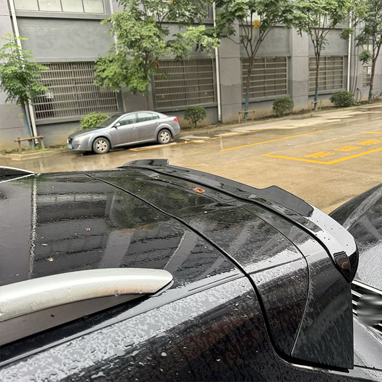 Porsche Cayenne Roof Spoiler 2015+