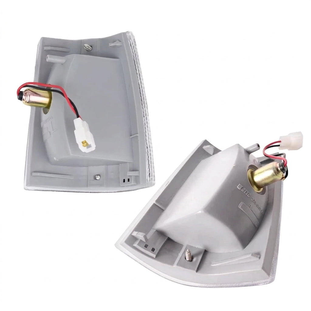 Mazda B2000/ Ford Courier Corner Lamps (Clear)