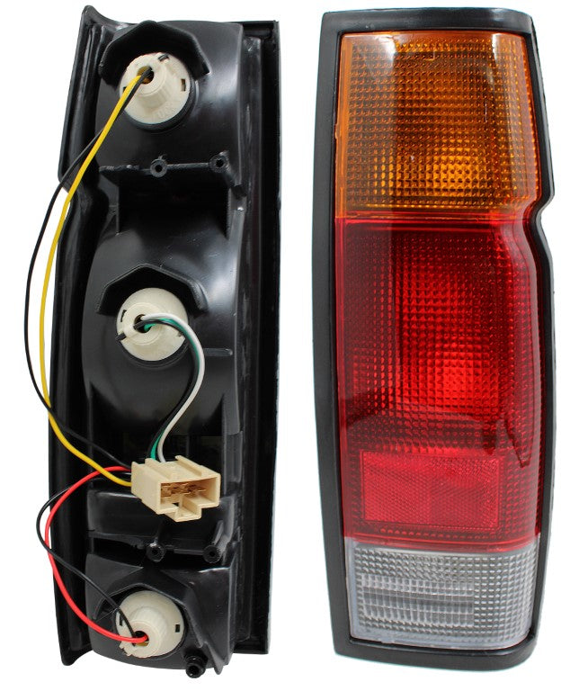 Nissan 1 Tonner Tail Lights
