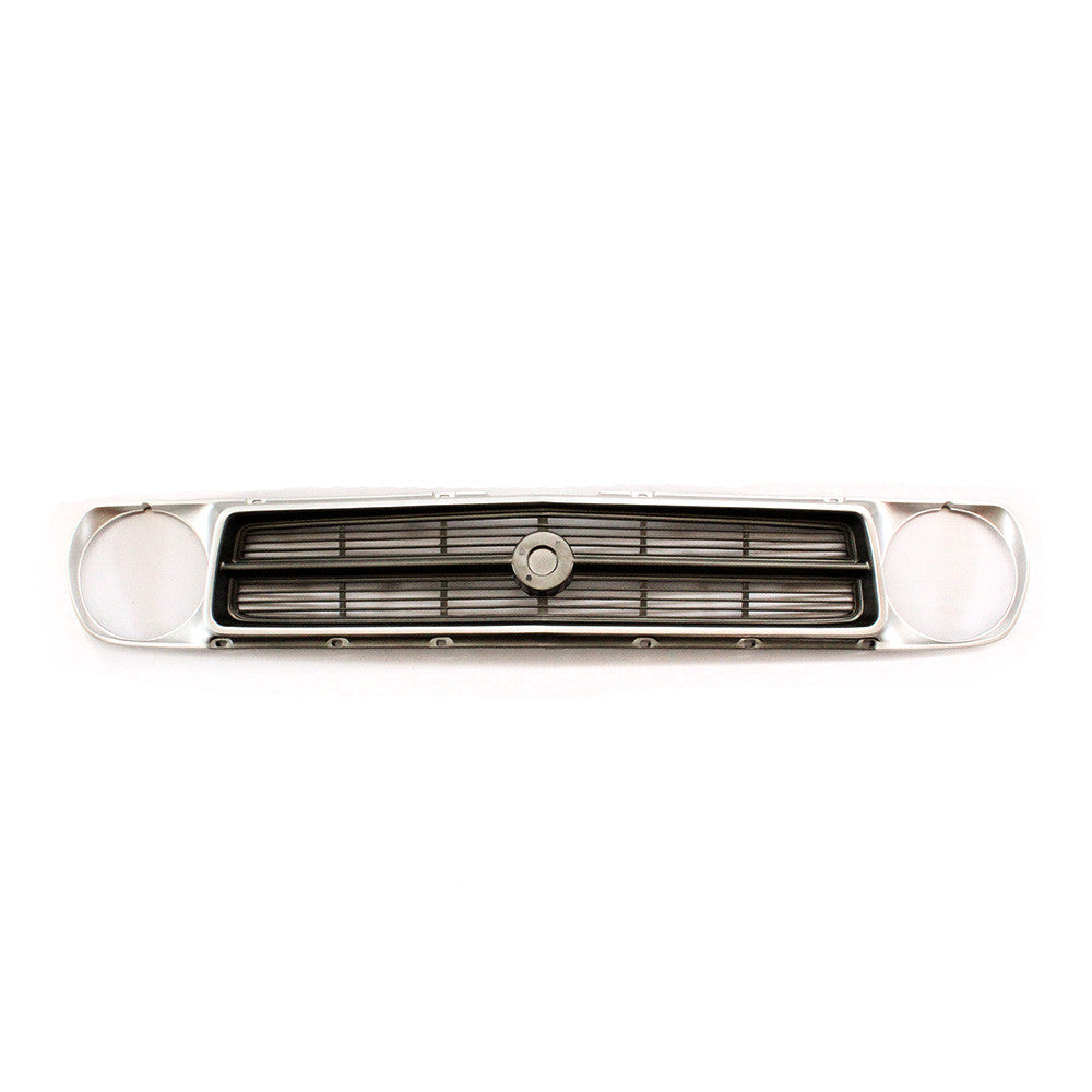 NISSAN 1400 79 GRILLE ROUND LIGHT