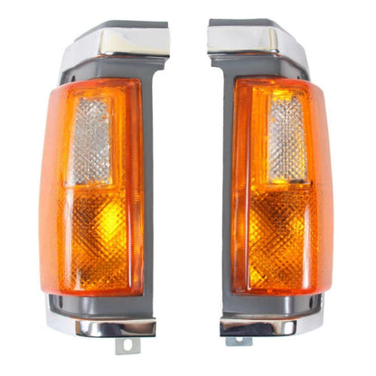 Nissan 1 Tonner Corner Lamps Chrome-Black
